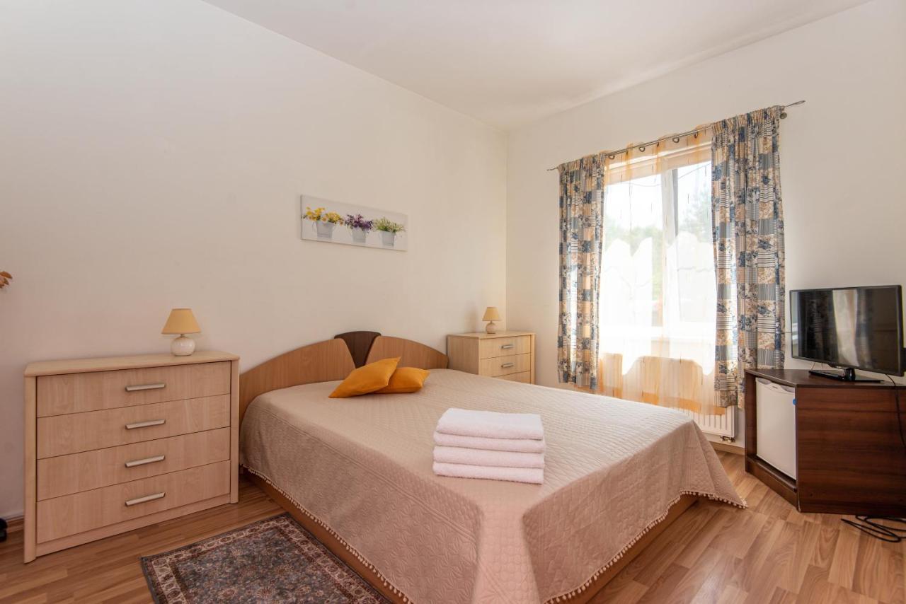 Guest House Pasaulio Krastas Palanga Ngoại thất bức ảnh