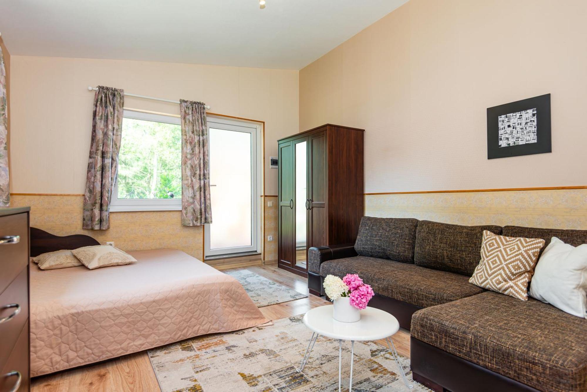 Guest House Pasaulio Krastas Palanga Ngoại thất bức ảnh